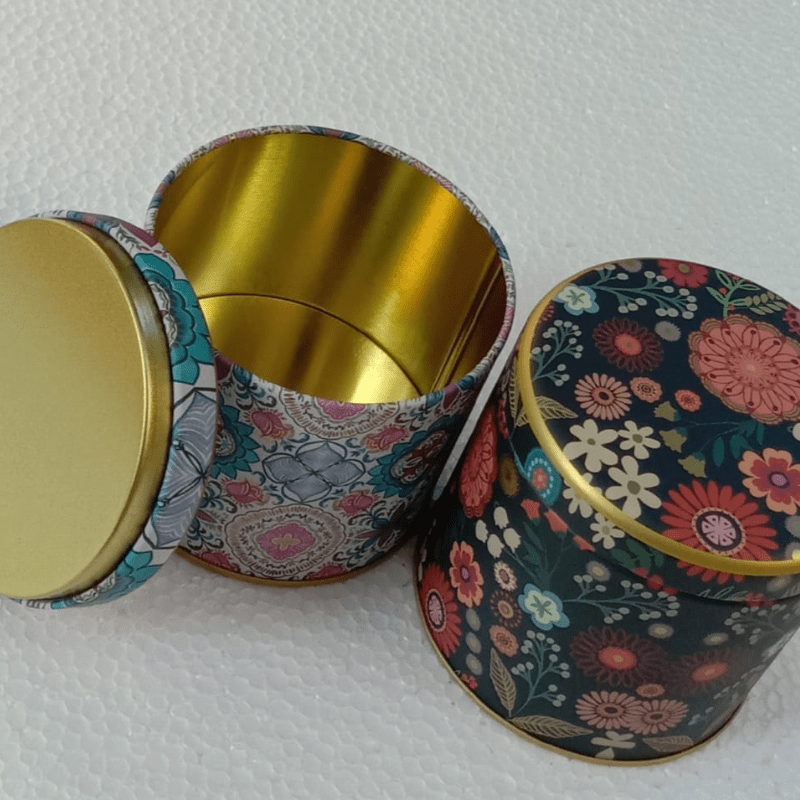 Festive Roundie Tins