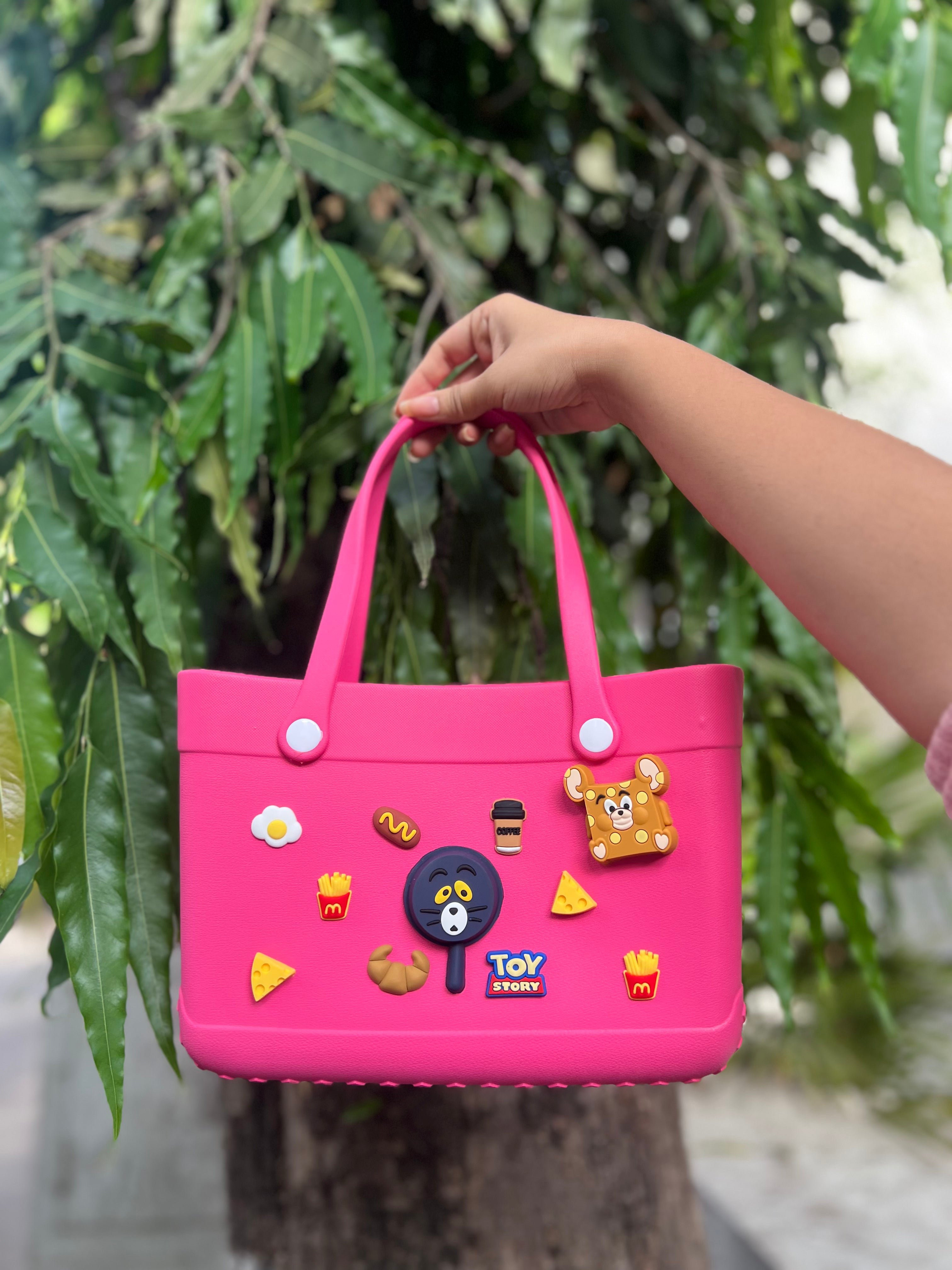 Crocs Motif Basket Bags – The Cutting Edge