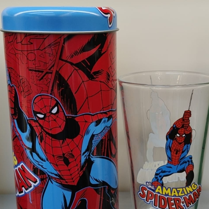 SuperHero Metal Piggy Bank Tin with 300ml Long glass Set